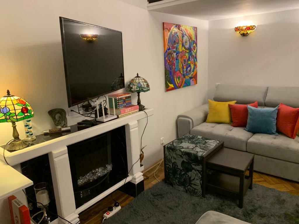 Charming Studio Apartment In The Heart Of The Jewish District! Krakow Dış mekan fotoğraf